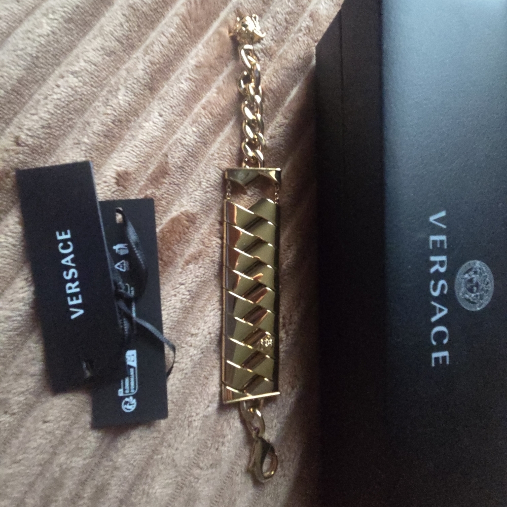 Authentic Versace Medusa Bond Bracelet LIKE NEW - Picture 10 of 15